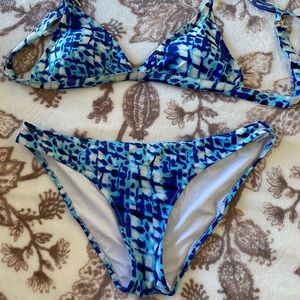 Cupshe Blue Patterned Bikini